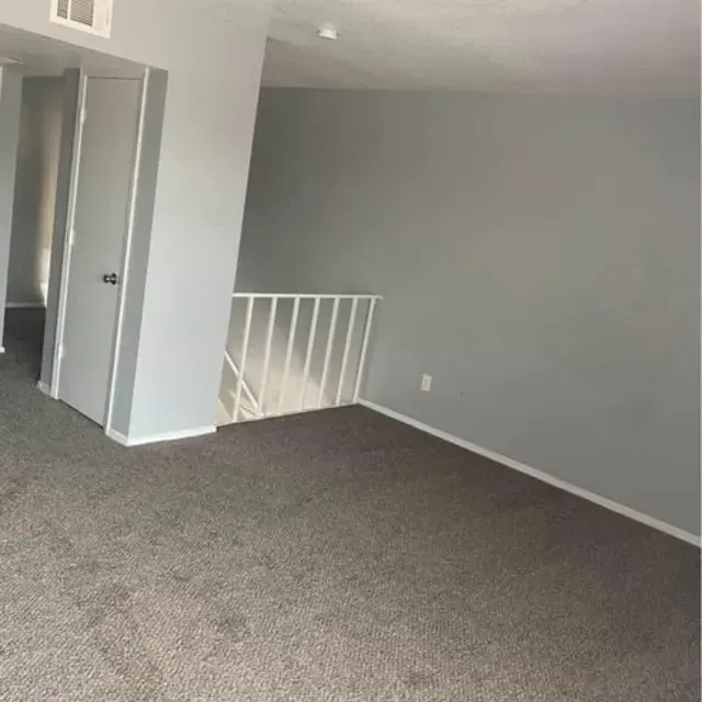 Summer Glen Apartments