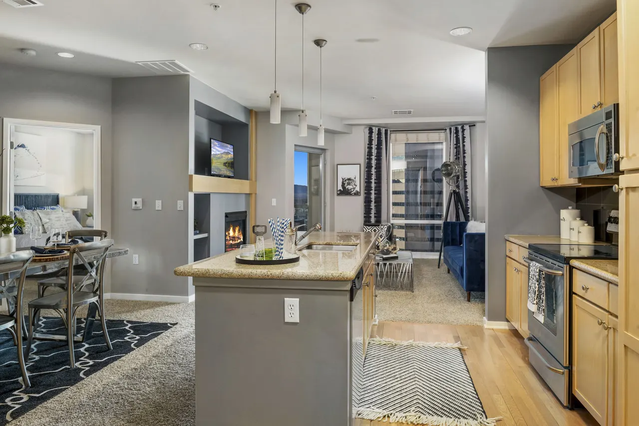 1600 Glenarm Place