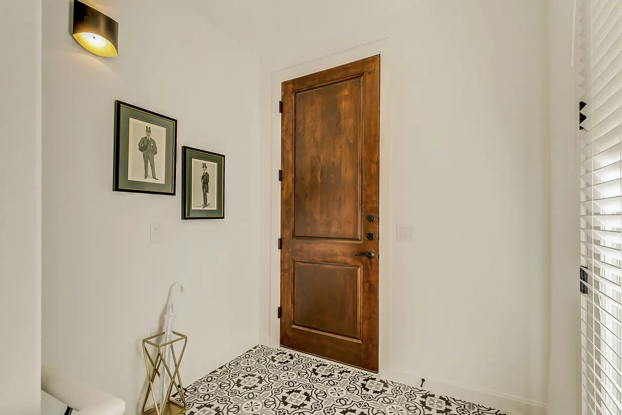 Elan Inwood