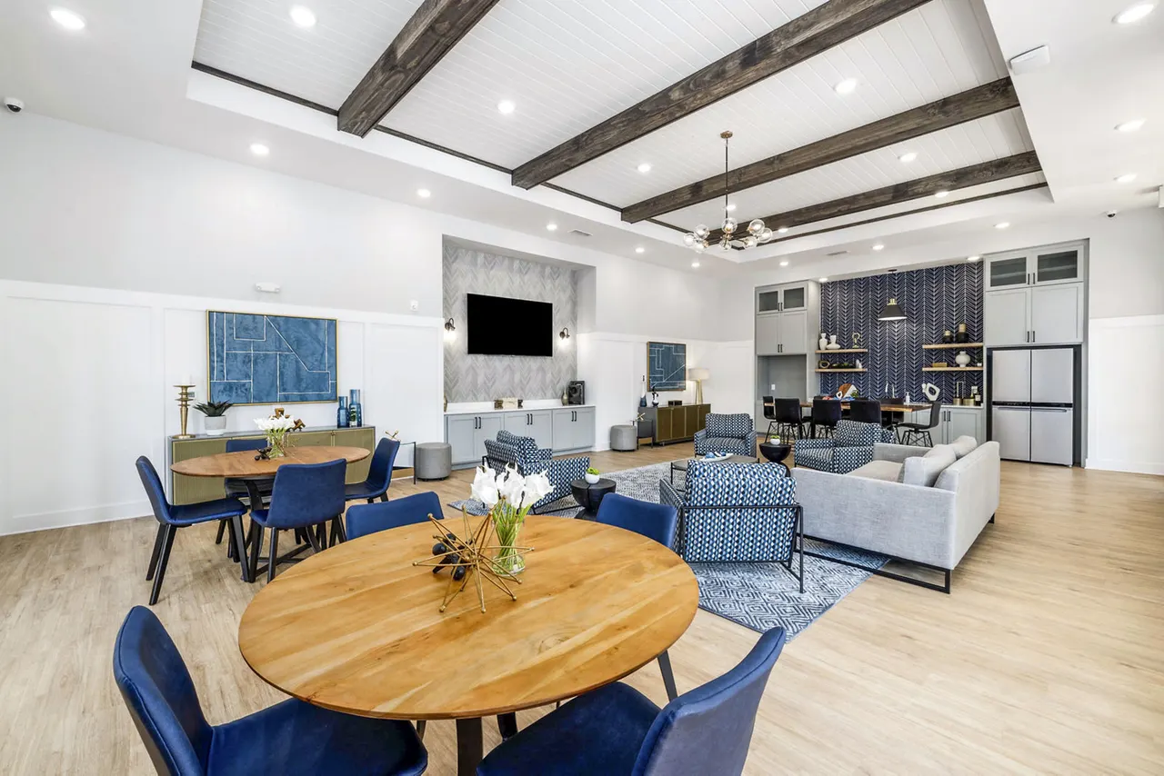 Arlow at Blue Ridge Apartments