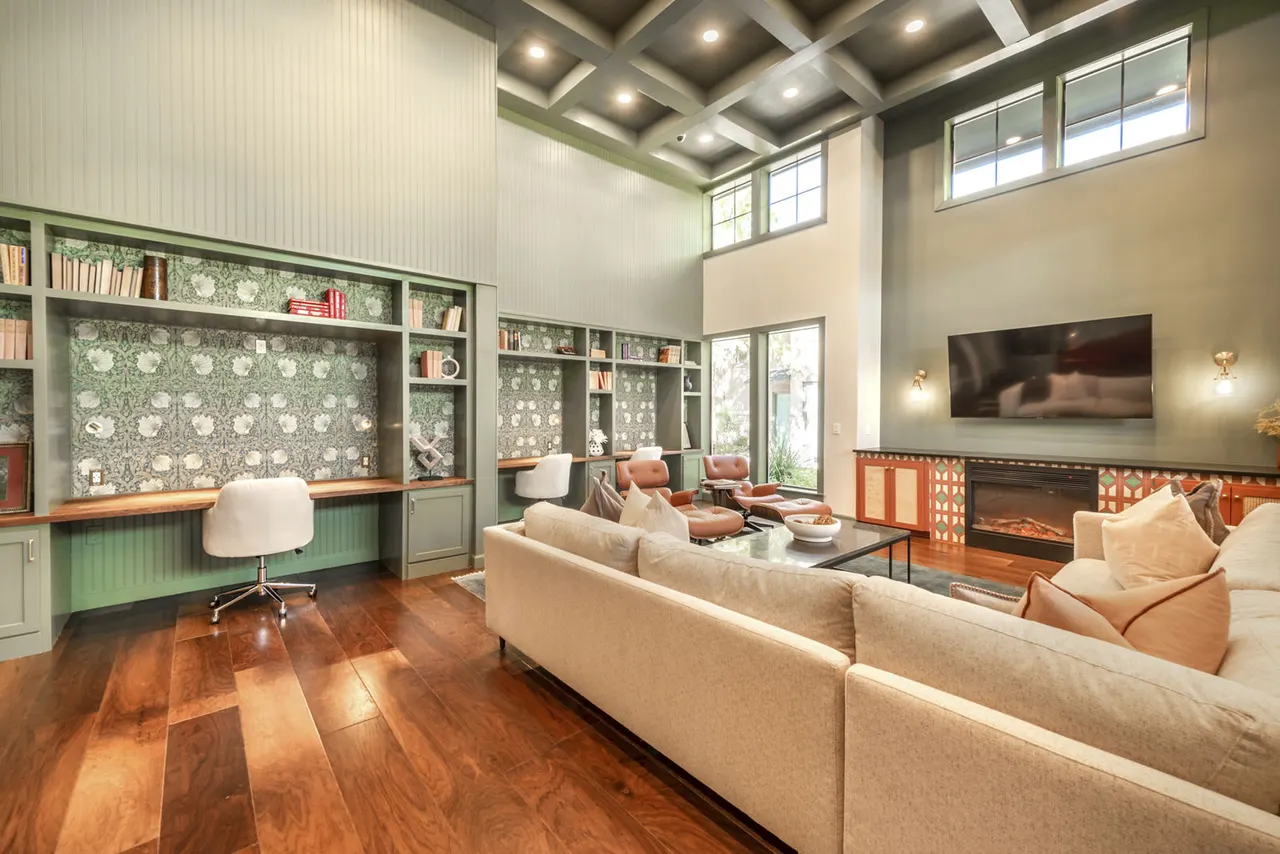 Creekside Townhomes