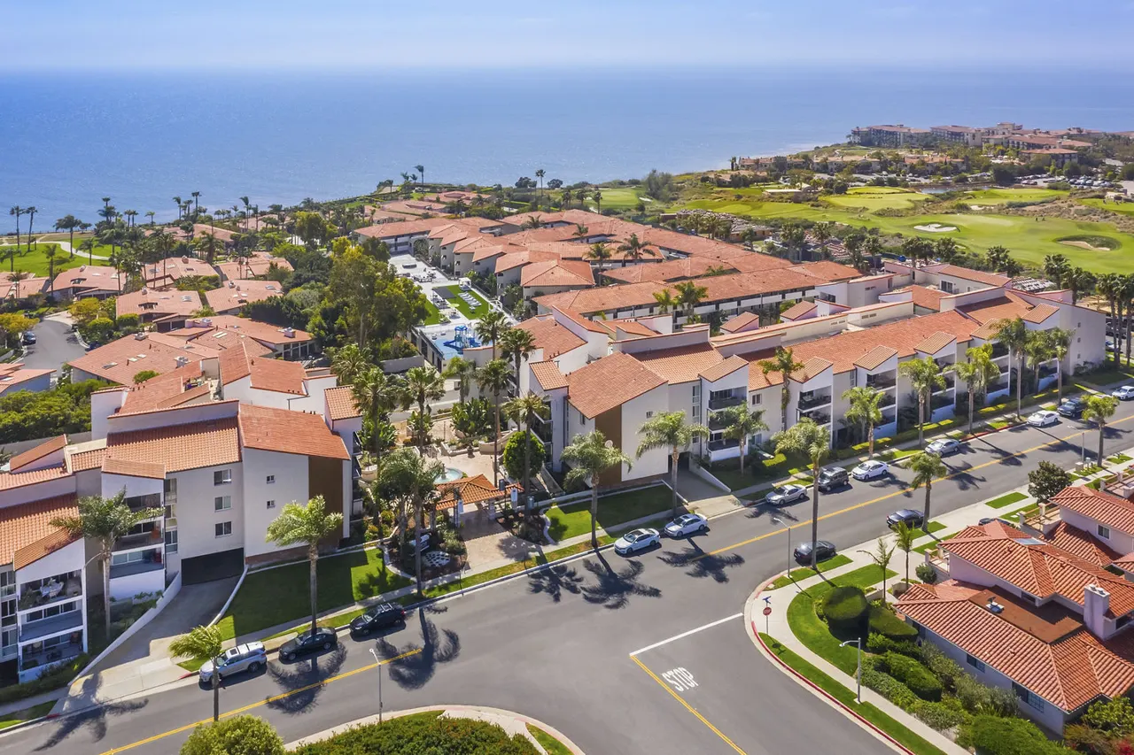 Avana Rancho Palos Verdes Apartments
