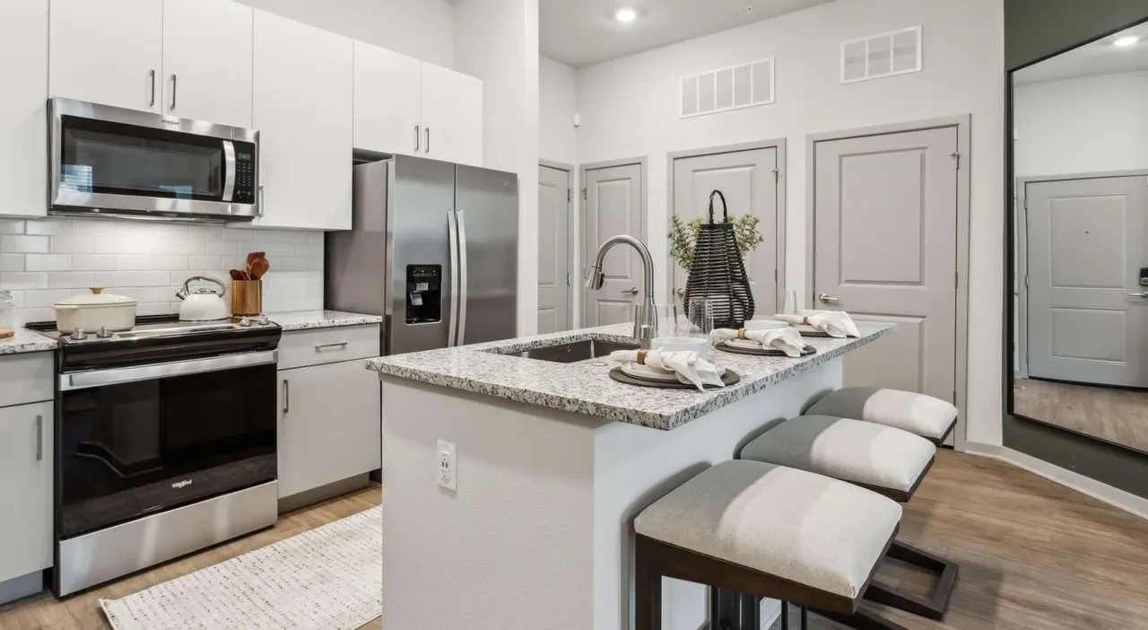 RISE Baymeadows Apartments