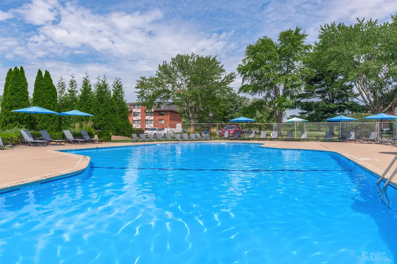 WoodCliff Estates Apartments