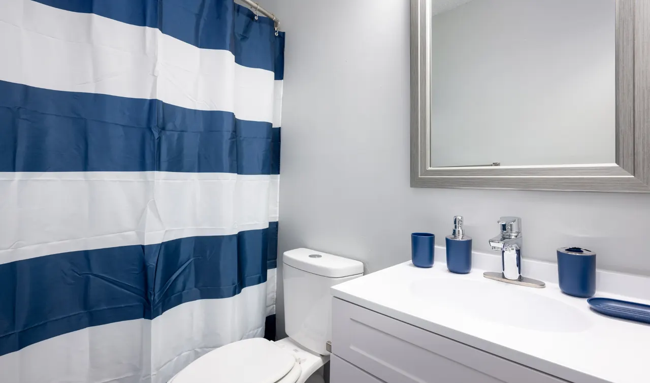Sedgefield Square Apartments
