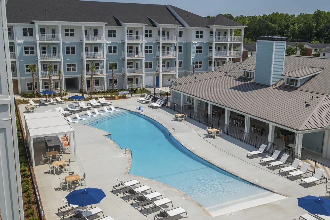 The Willow Apartments