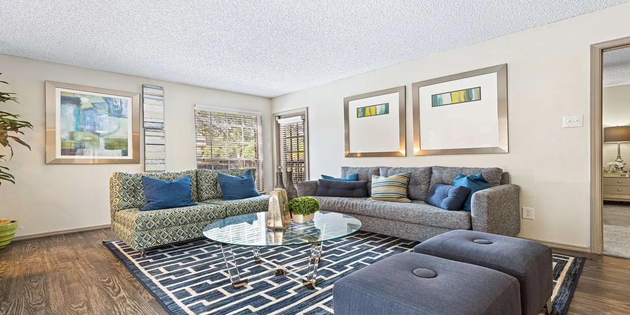 Parc Plaza Apartments