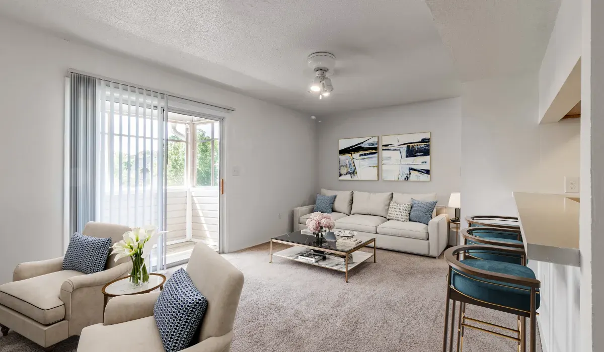 Tamarack on the Lake Apartments