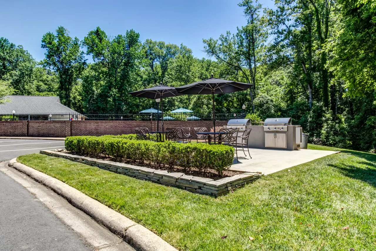 Pineville Place Apartments