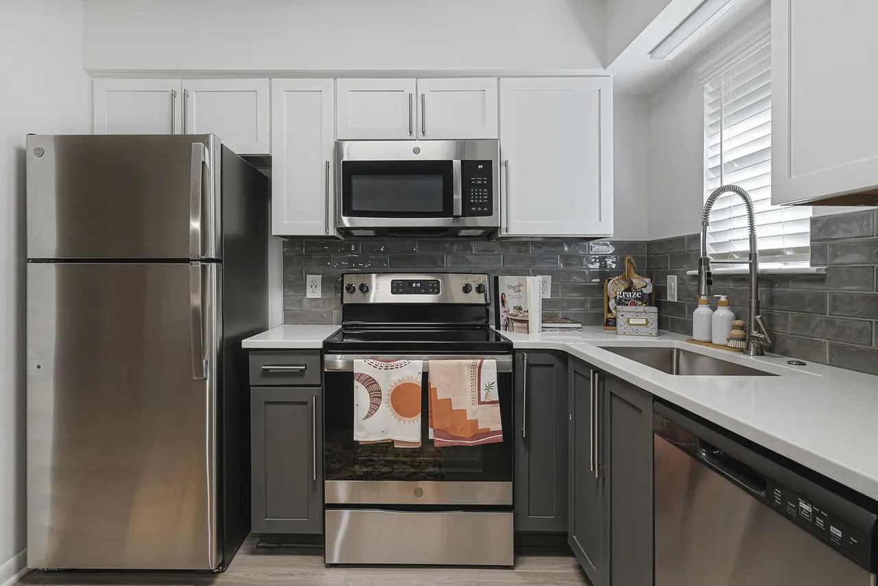 Bellevue Heights Apartments