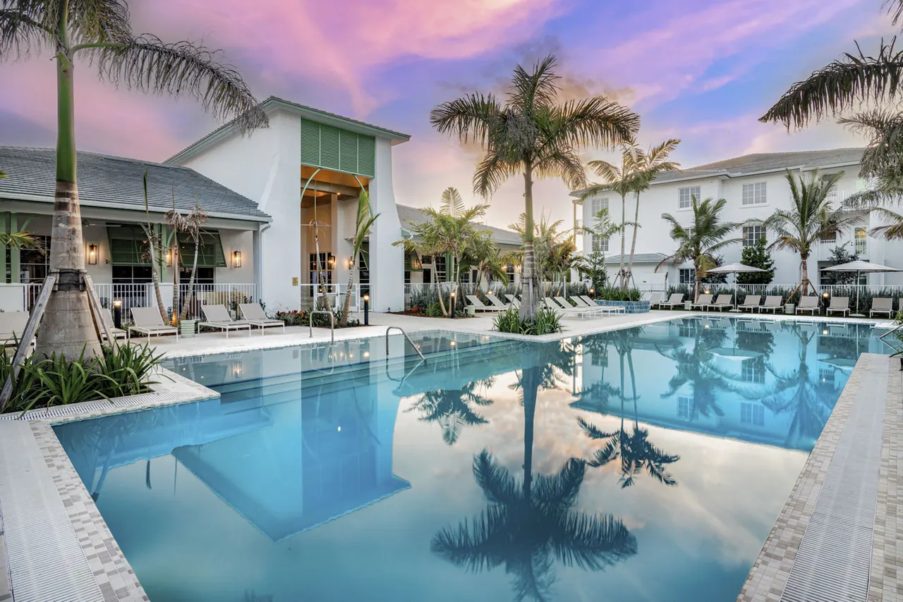 Marlowe Naples