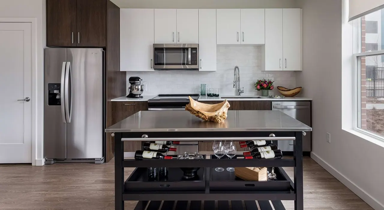 Parkway Apartments