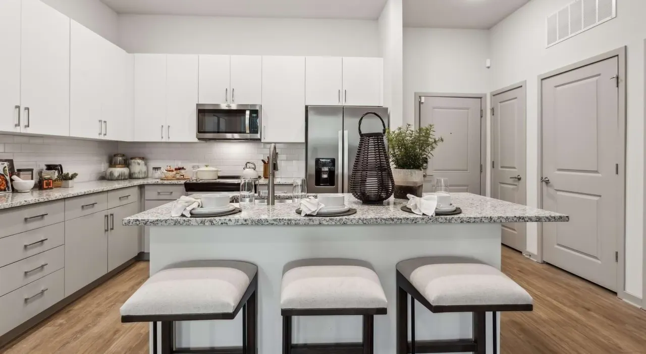 RISE Baymeadows Apartments