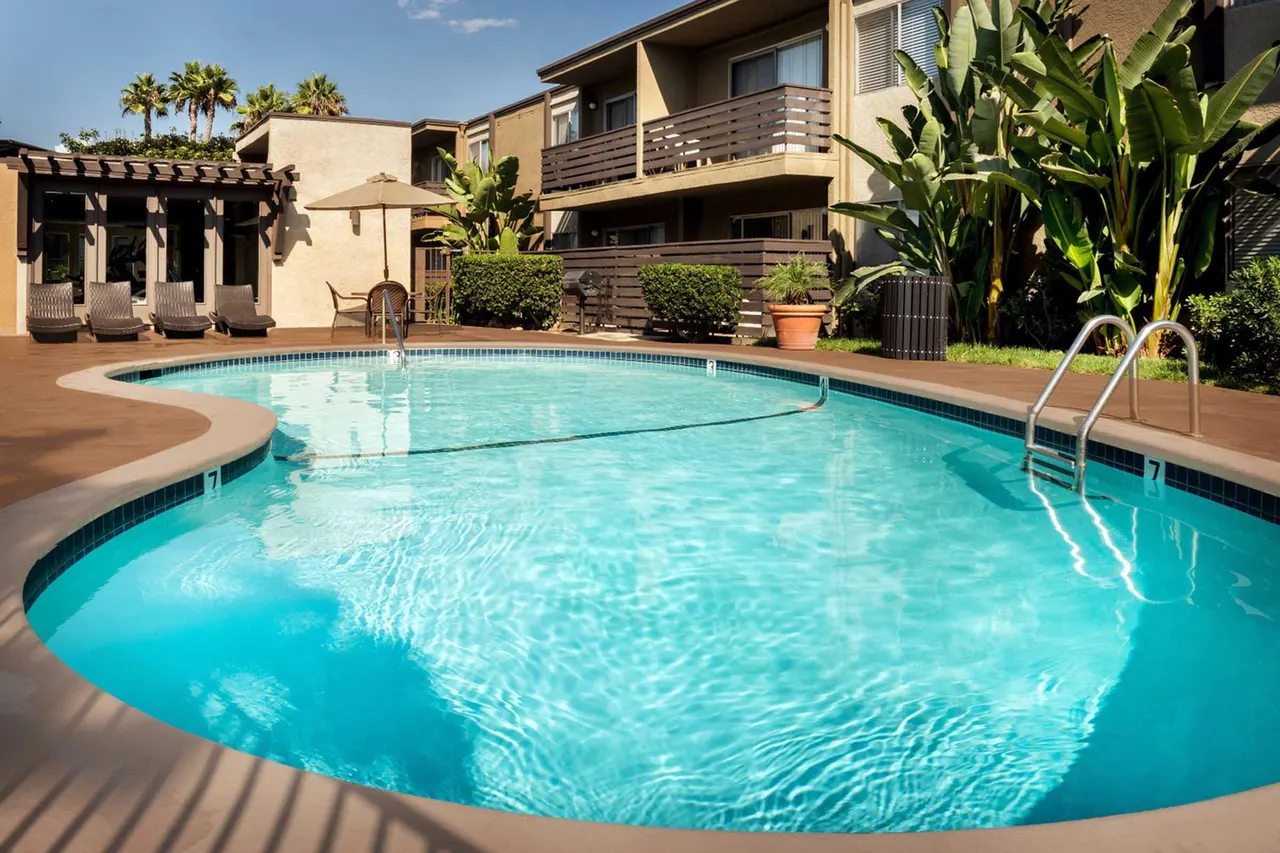 Elan Avante Apartments