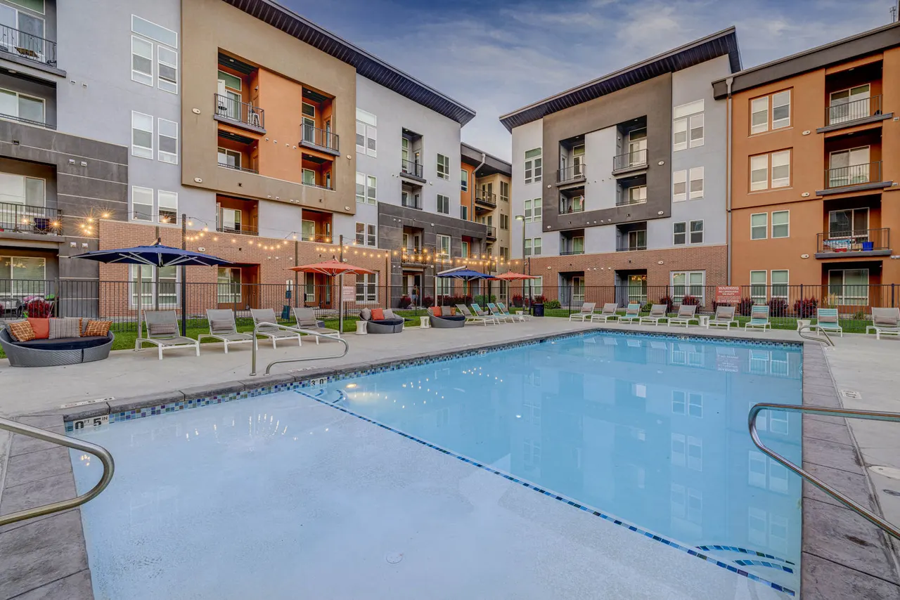 Novi at Jordan Valley Station Apartments