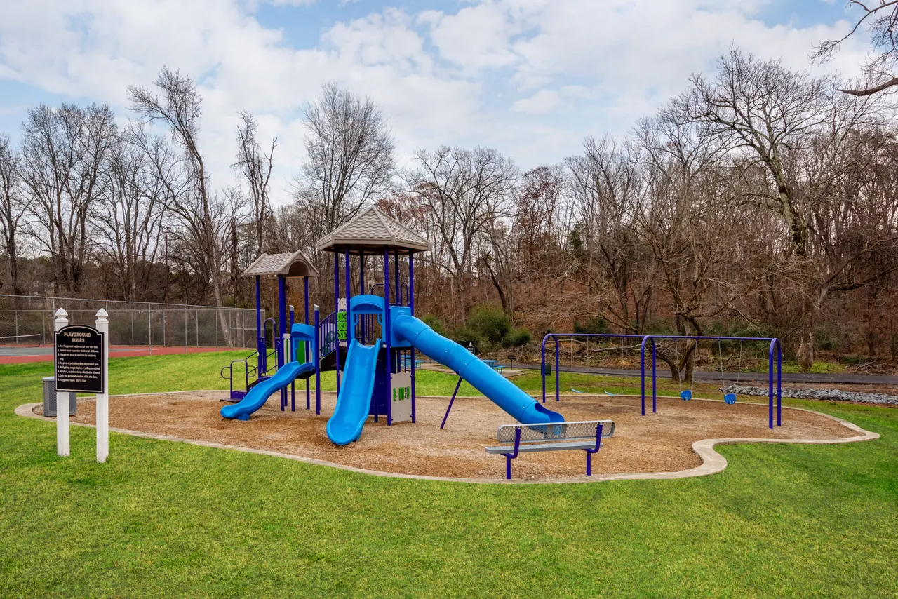 Pineville Place Apartments