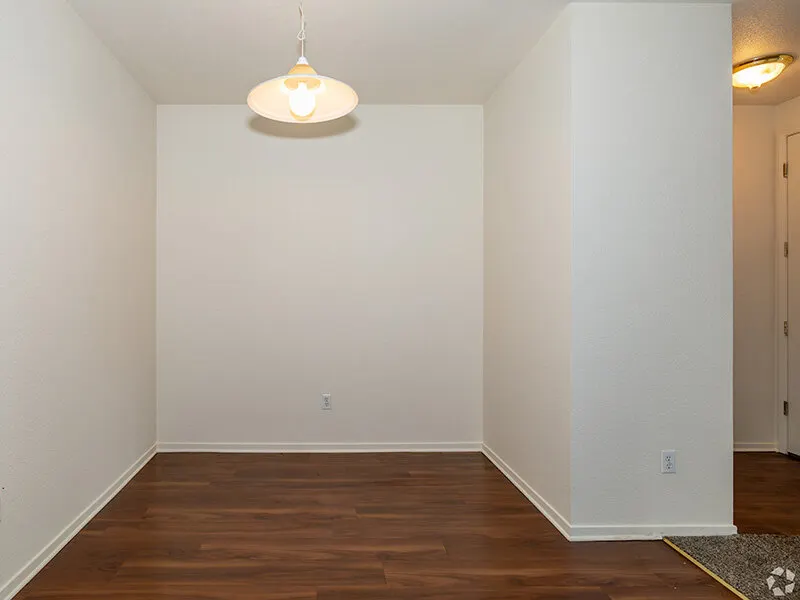 Crocker Oaks Apartments