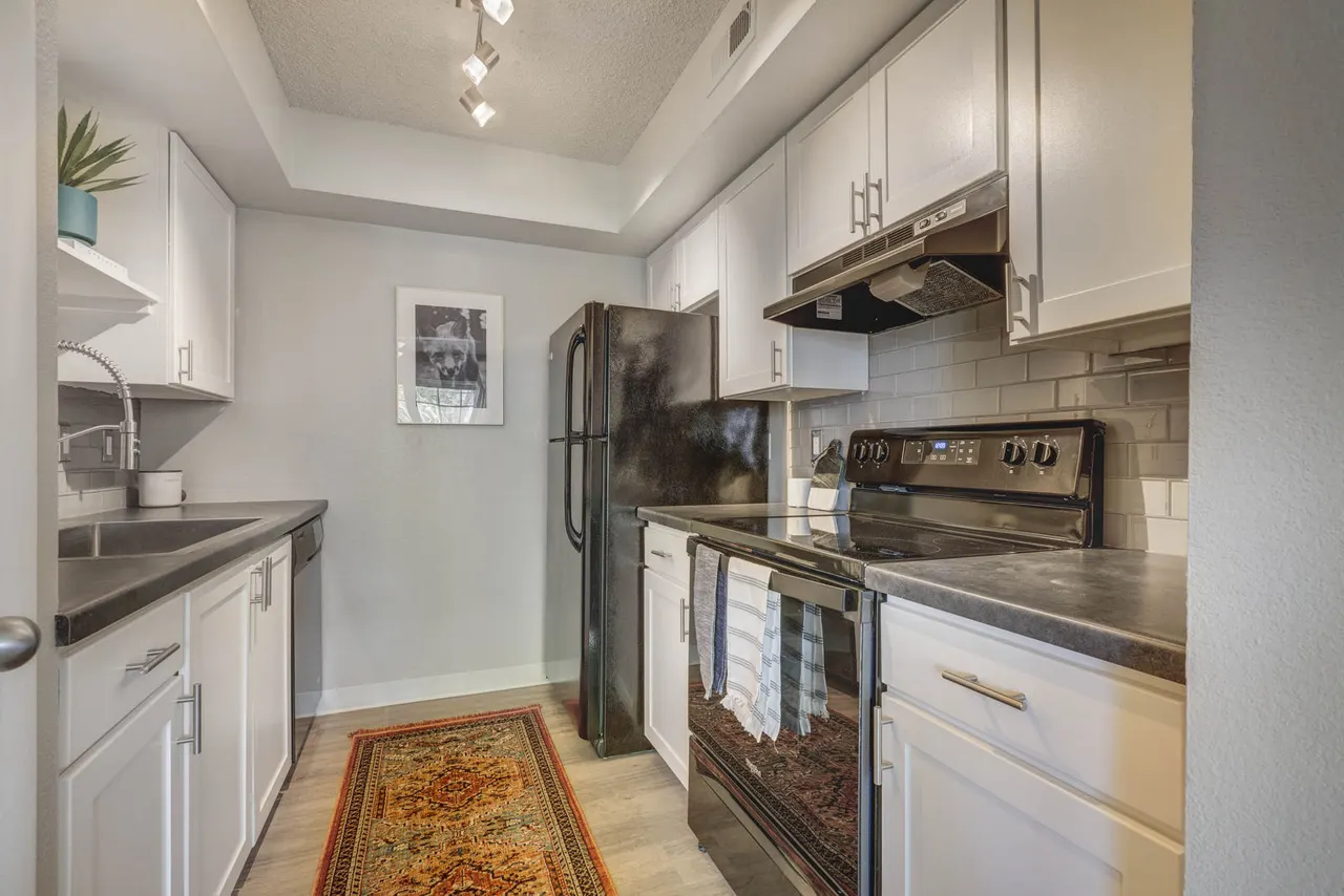 Riverbend Apartments