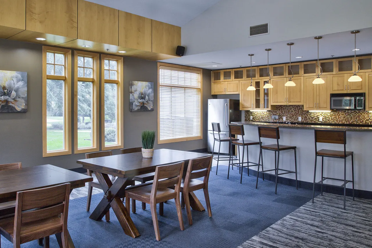 Avana Southview
