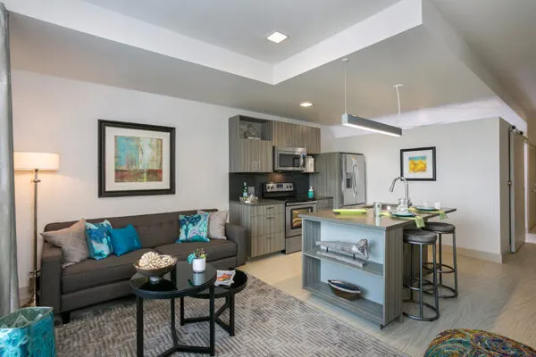7/S Denver Haus