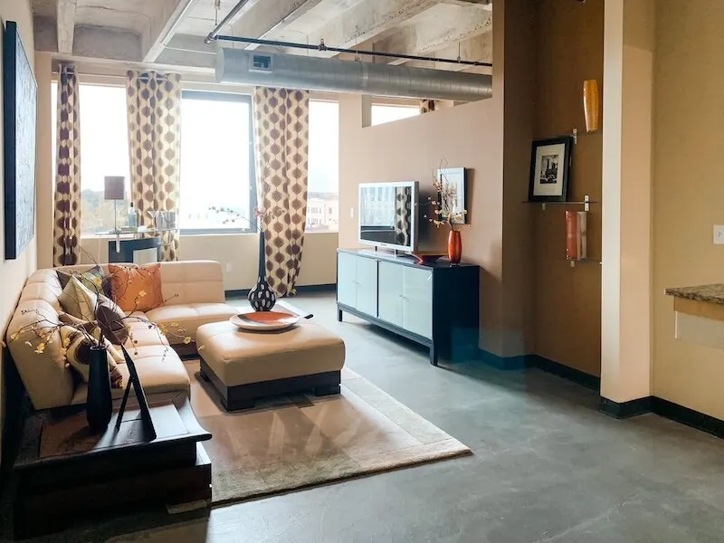 The Metropolitan Loft Apartments