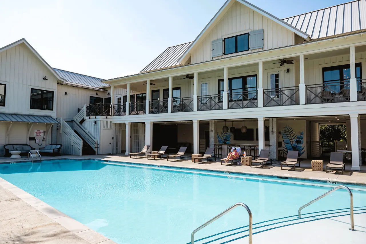 Atlantic Beach House Apartments