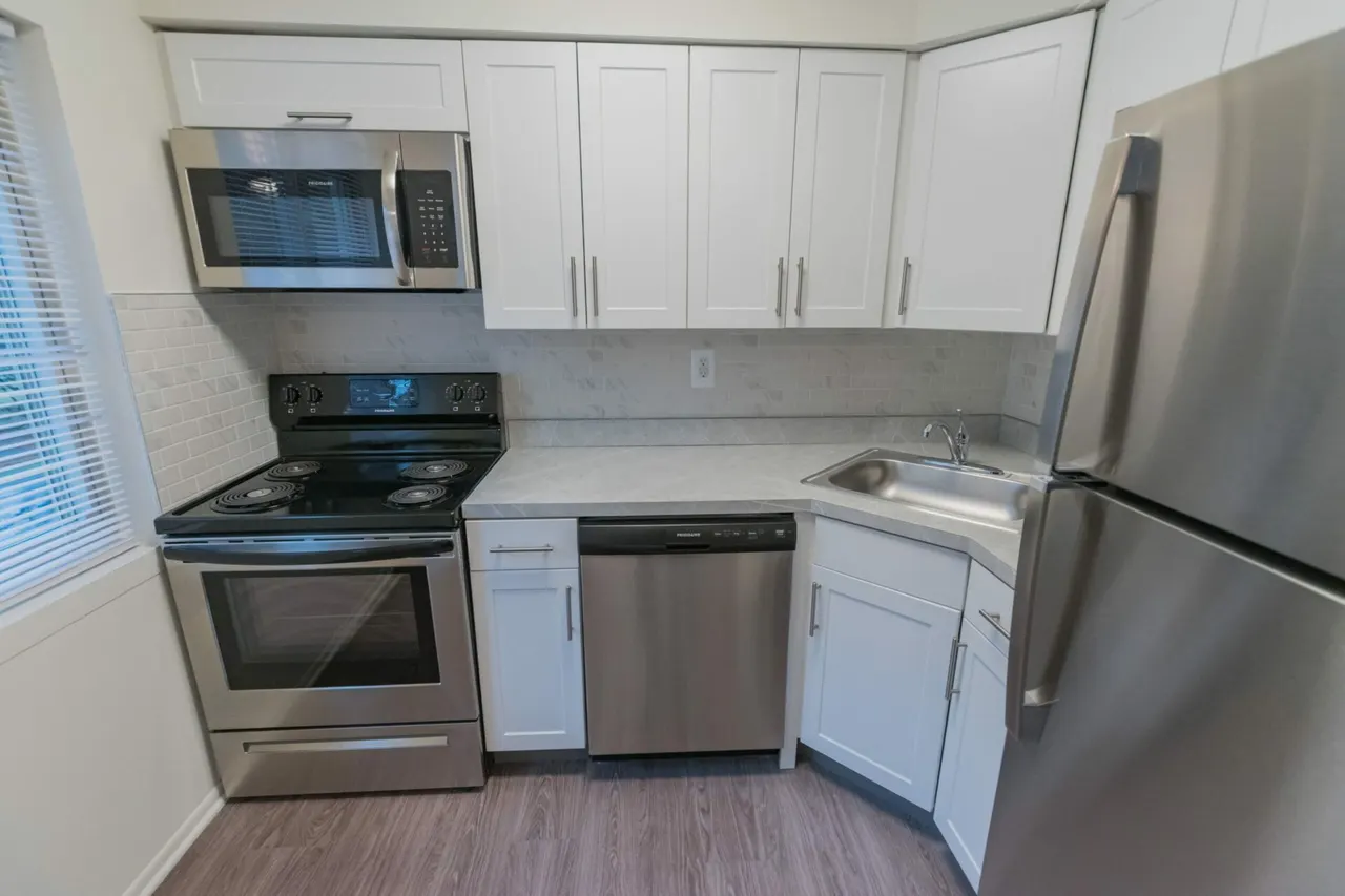 Caln East Apartments