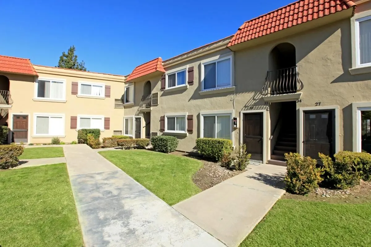 Crestview Apartments