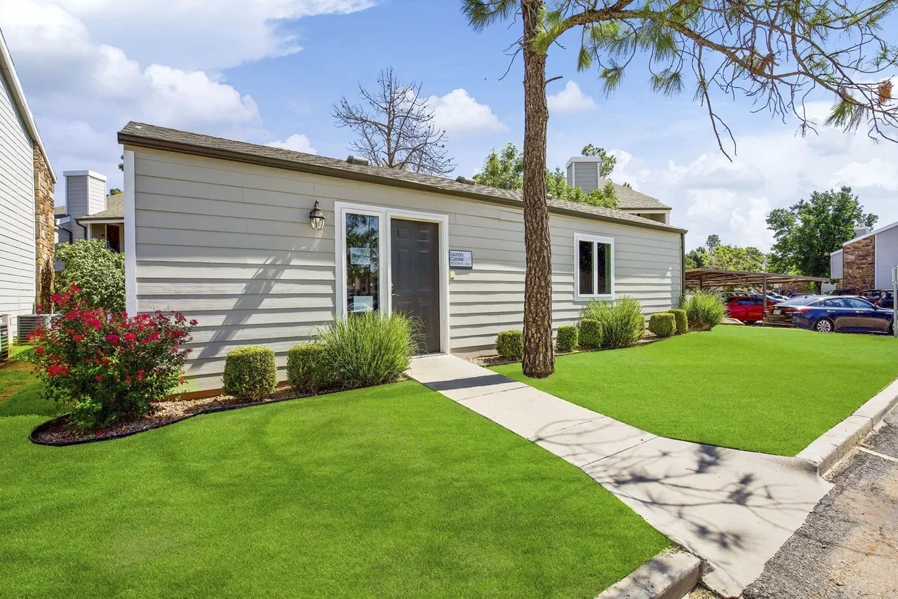 Pinehurst Apartments Homes