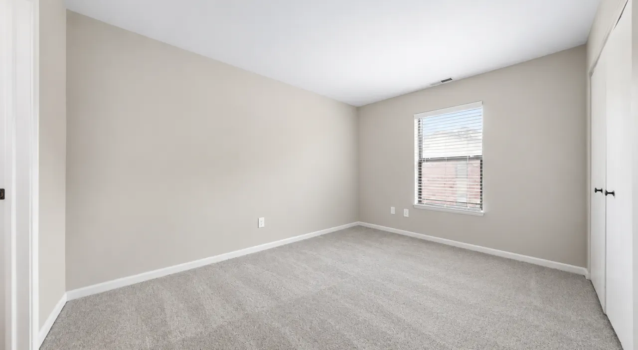 Douglas Pointe Apartments