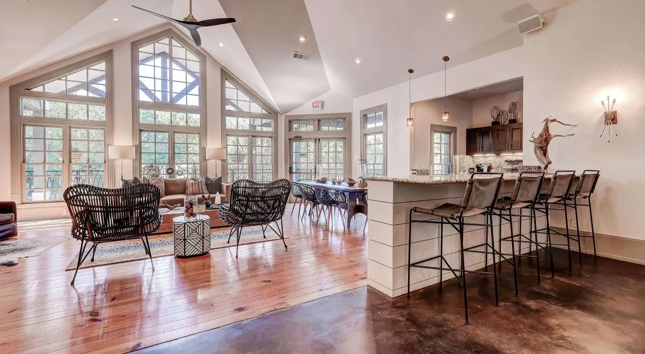 Canyon Springs Apartments