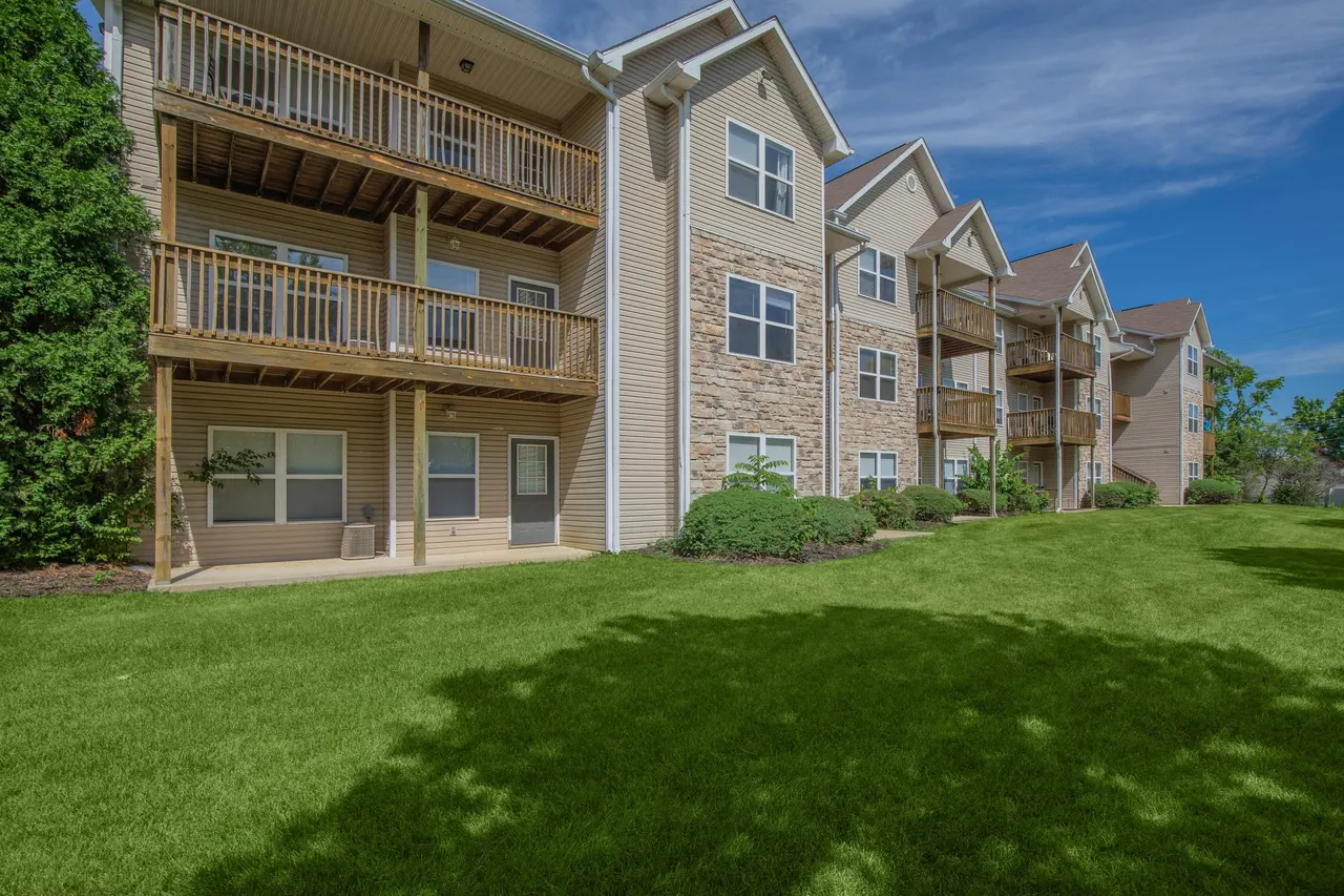 Bloom Apartments