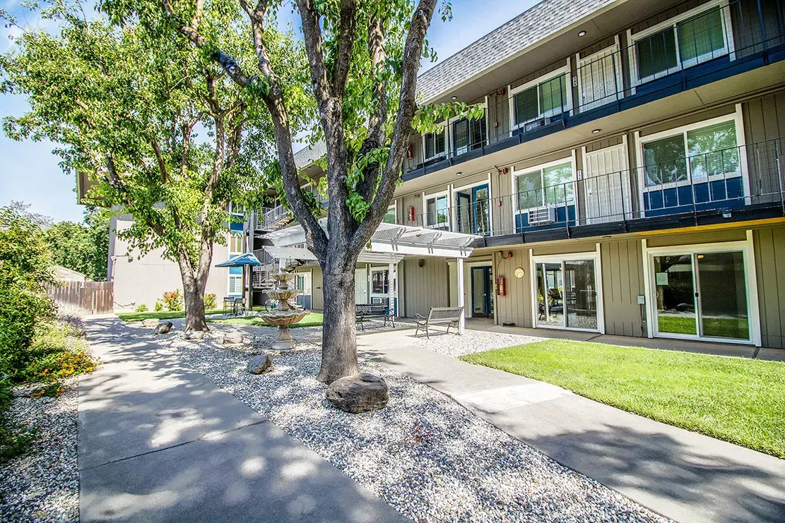 Woodland Crossing Apartments