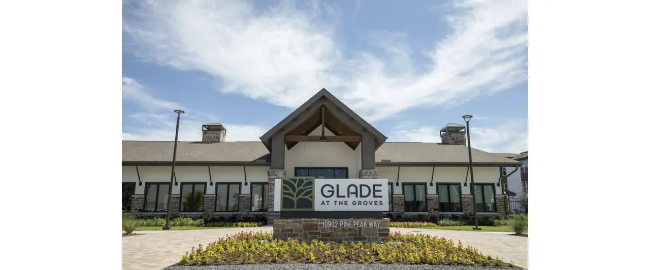 Glade at the Groves
