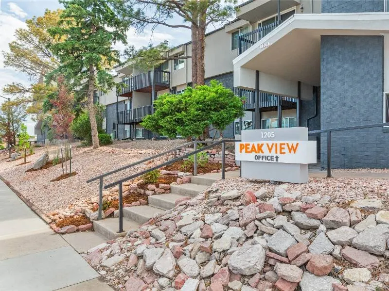 Peak View Apartments