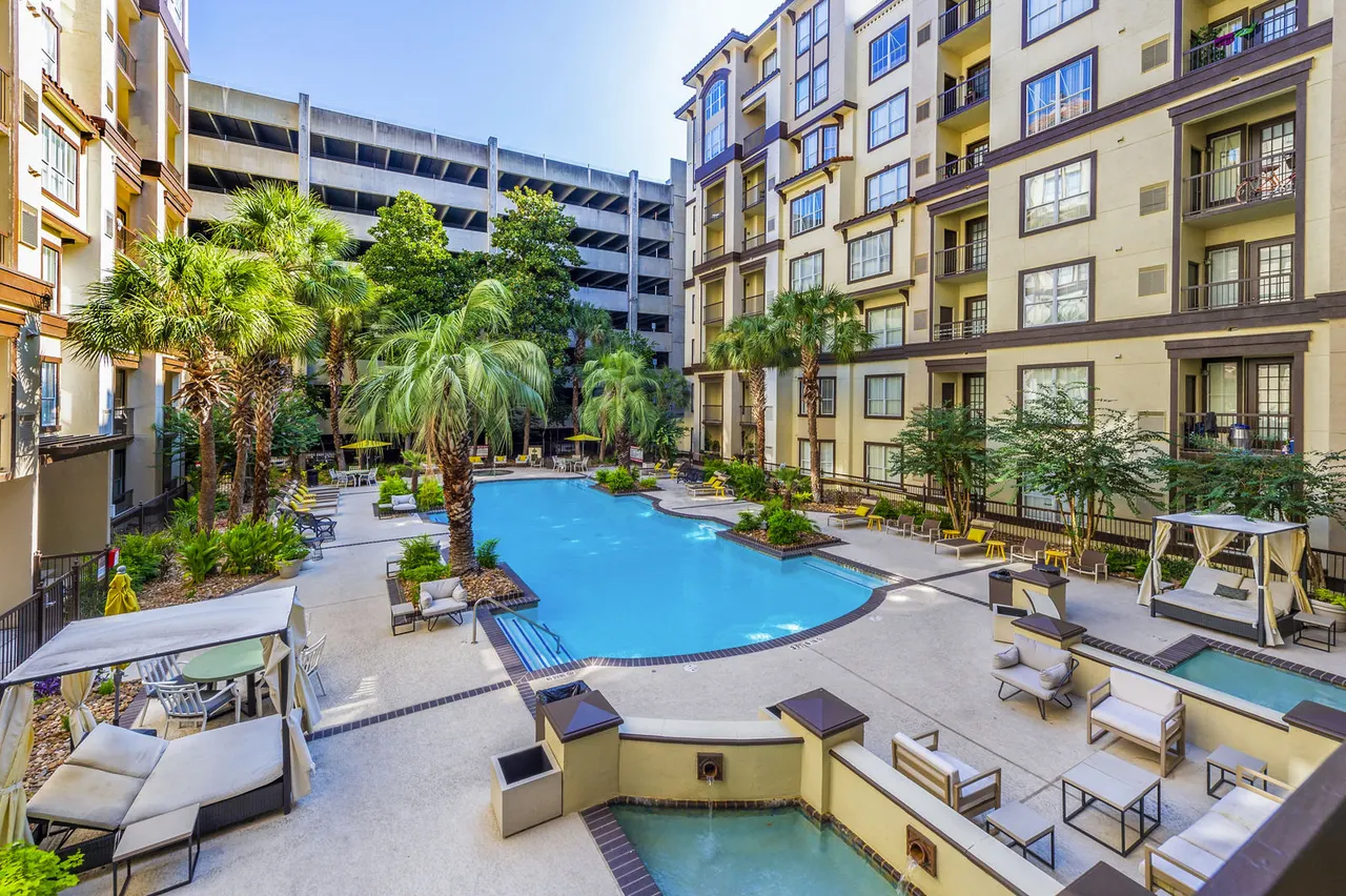 Ventana At Midtown