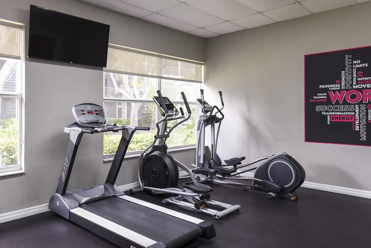 Aventura Oaks Apartment Homes