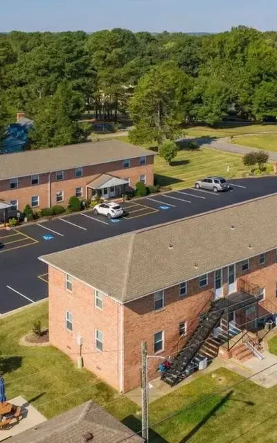 Signal Hill Apartments
