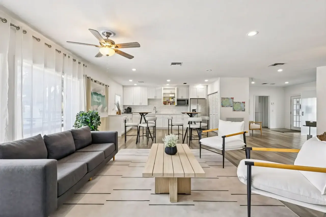 Palmview Cove Apartments