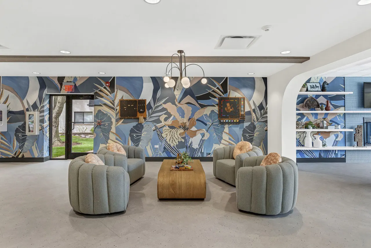 Bourbon Square Apartments