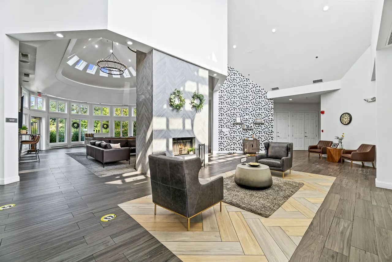 Ellipse at Fairfax Corner