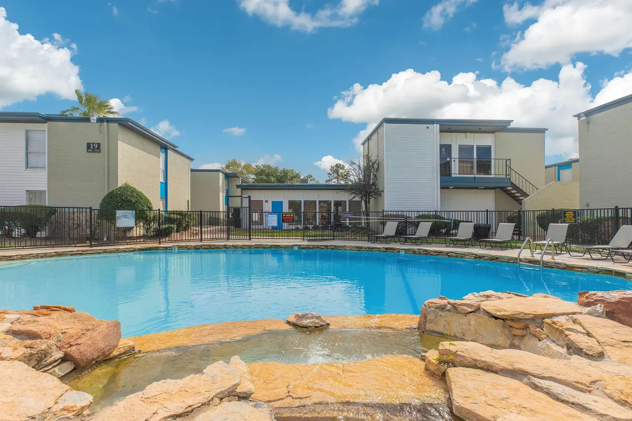 Creekside Villas