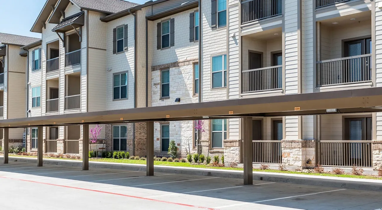 Alders Rockwall