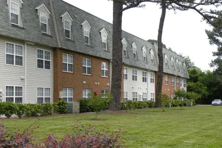 Commons At Greenwood