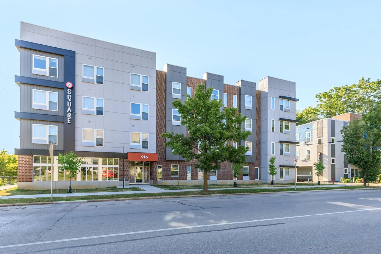 3Square Apartments