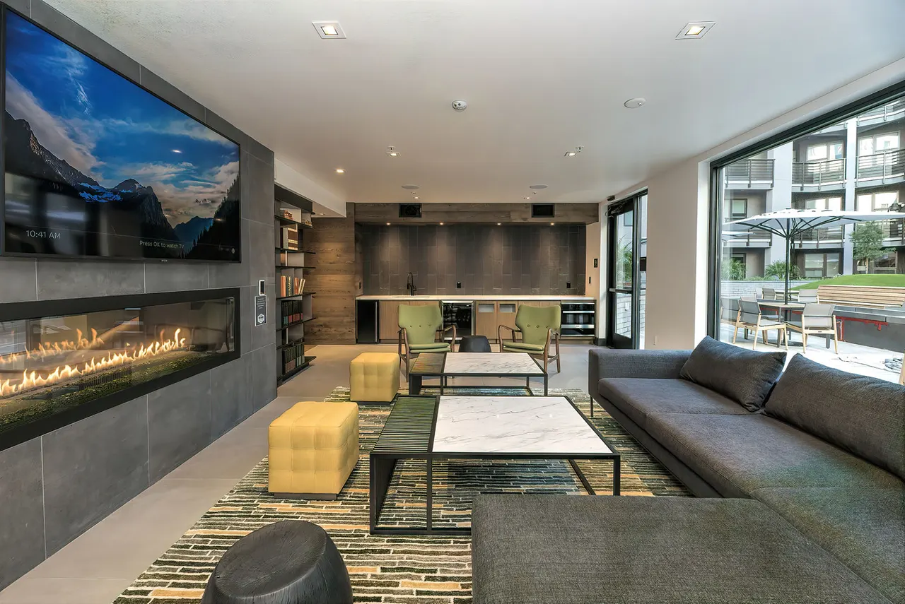 Fourth Street East Apartments