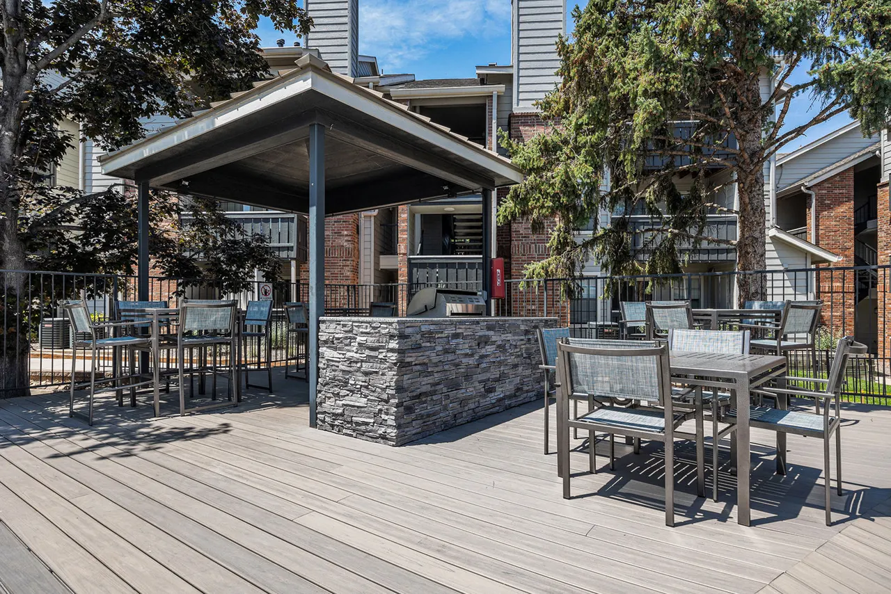 Stratford Station Apartments