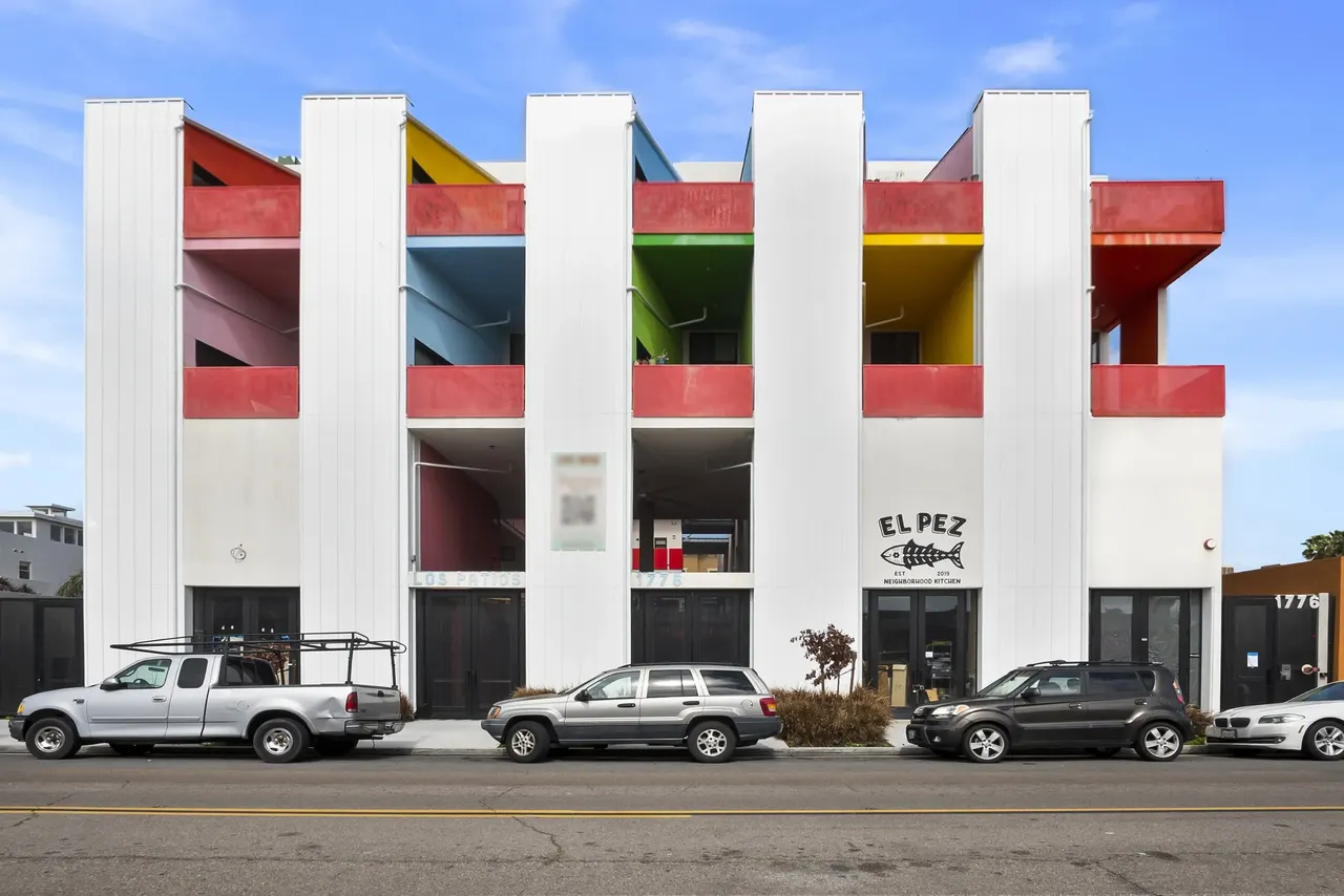 Los Patios Apartments