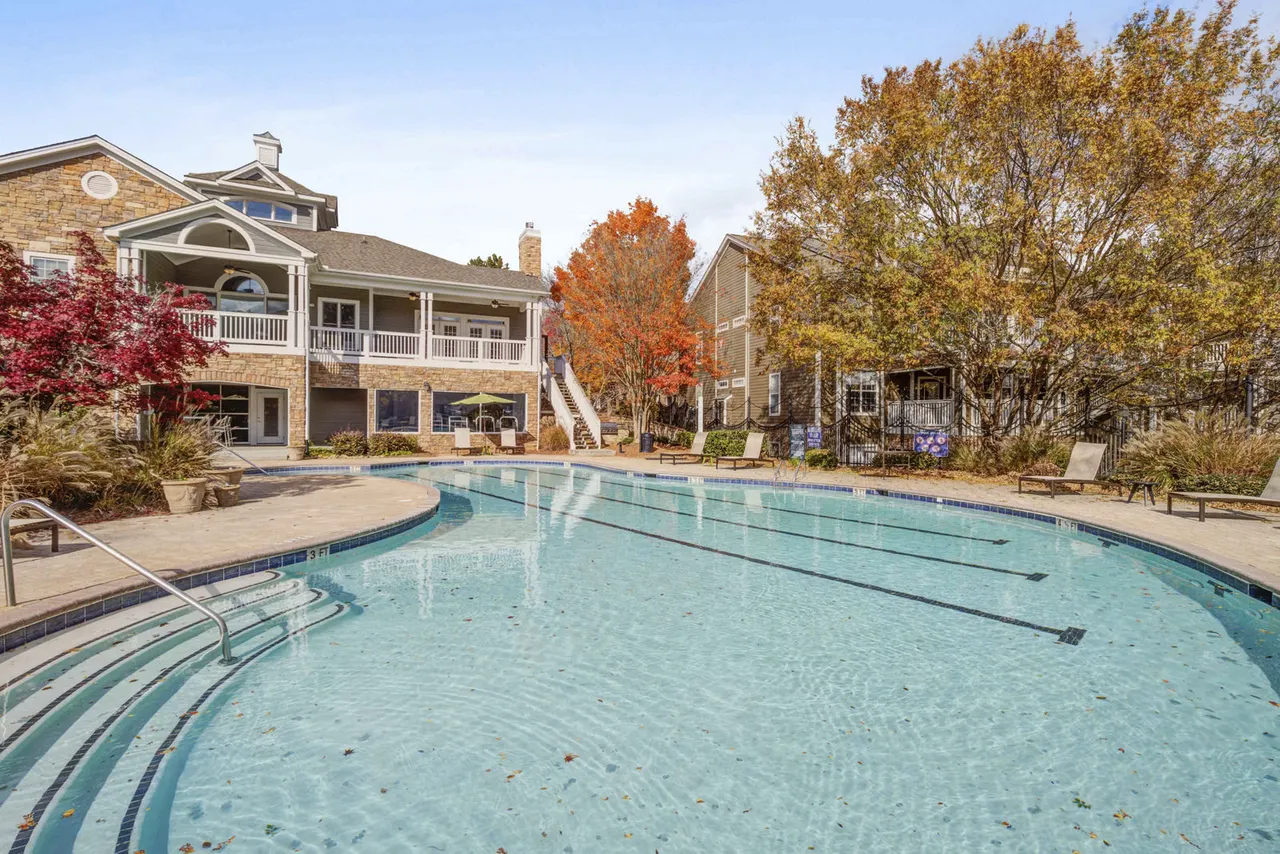 Thornblade Park Apartments