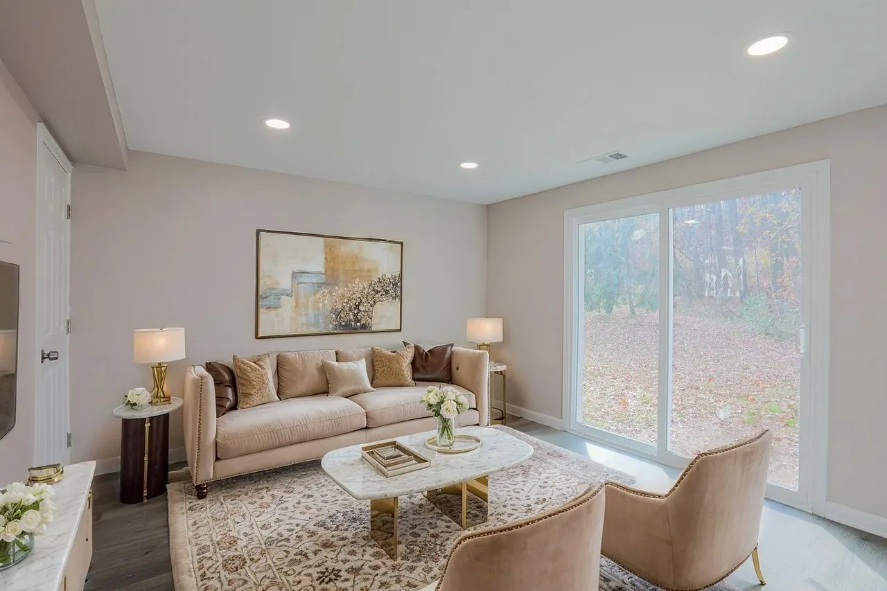 Fontana Village Townhomes
